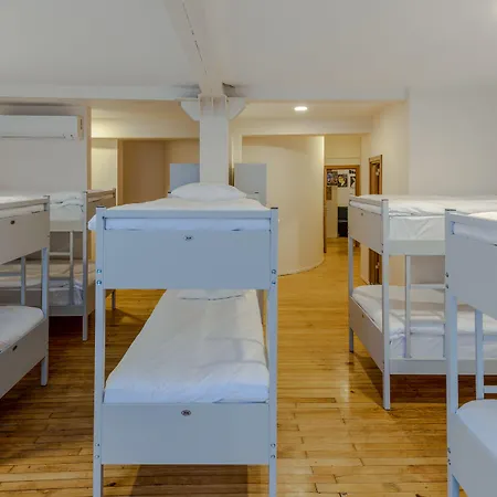 Hostel Sanat Taksim *