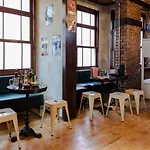 Sanat Taksim Hostel