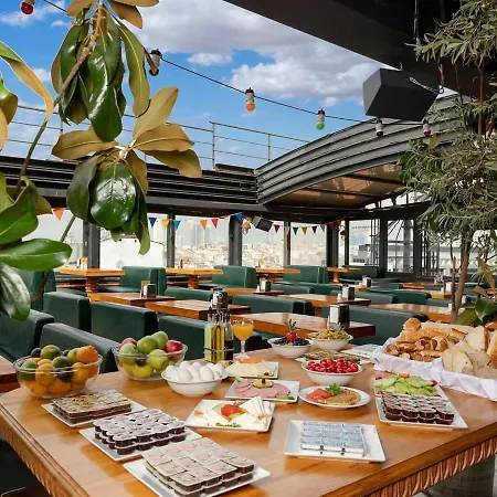 Sanat Taksim * イスタンブール