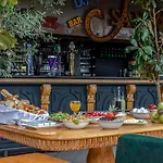 Sanat Taksim Hostel