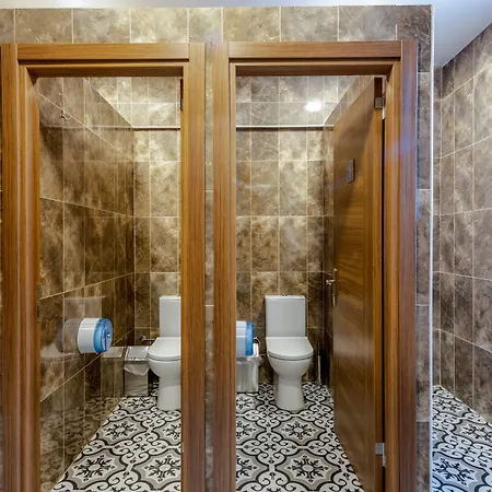 بيت شباب Sanat Taksim