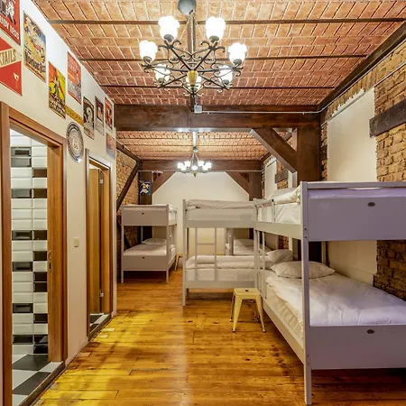 Sanat Taksim Hostel