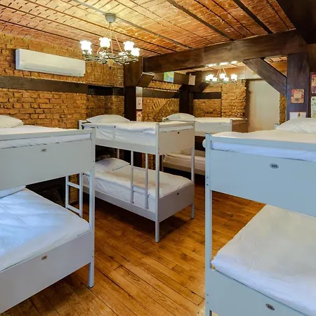 Sanat Taksim Hostel *