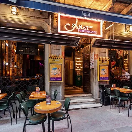 Vandrarhem Sanat Taksim *