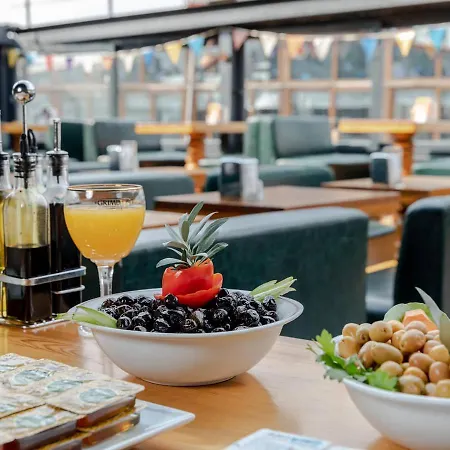 Sanat Taksim * اسطنبول