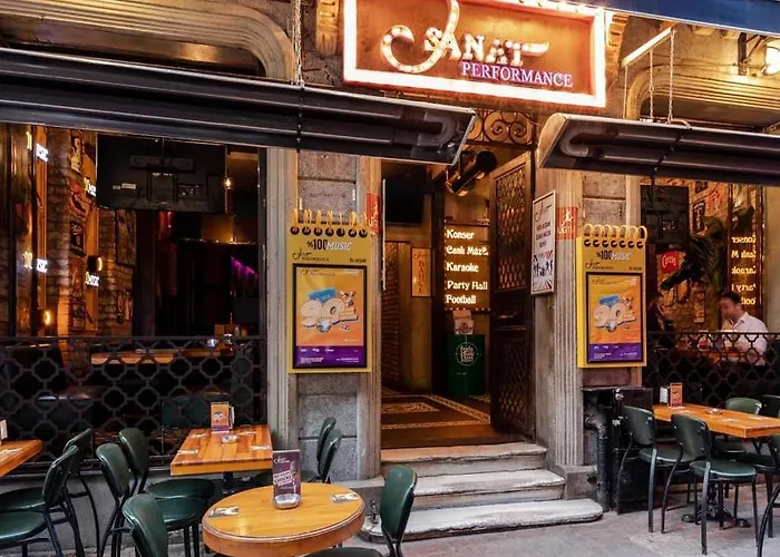 Sanat Taksim Hostel