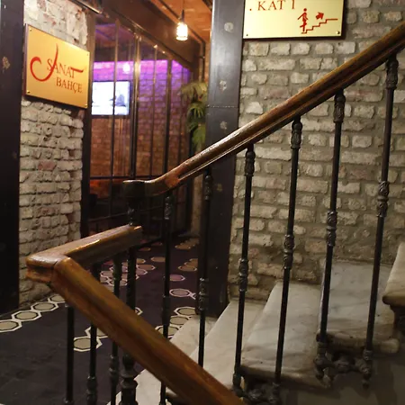 Vandrarhem Sanat Taksim *