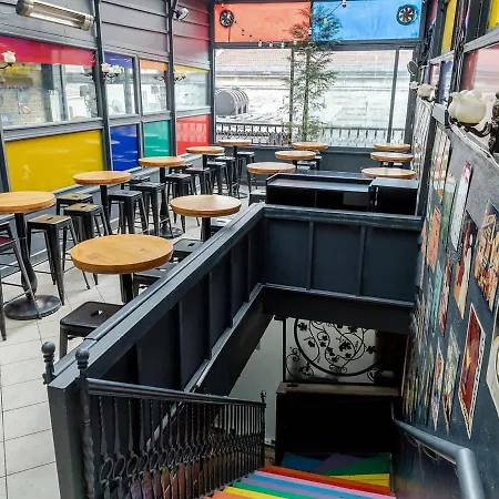 Sanat Taksim Istanbul